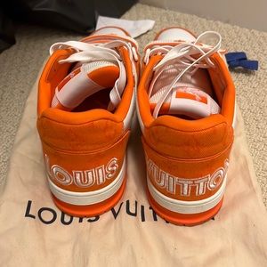 LOUIS VUITTON SNEAKERS